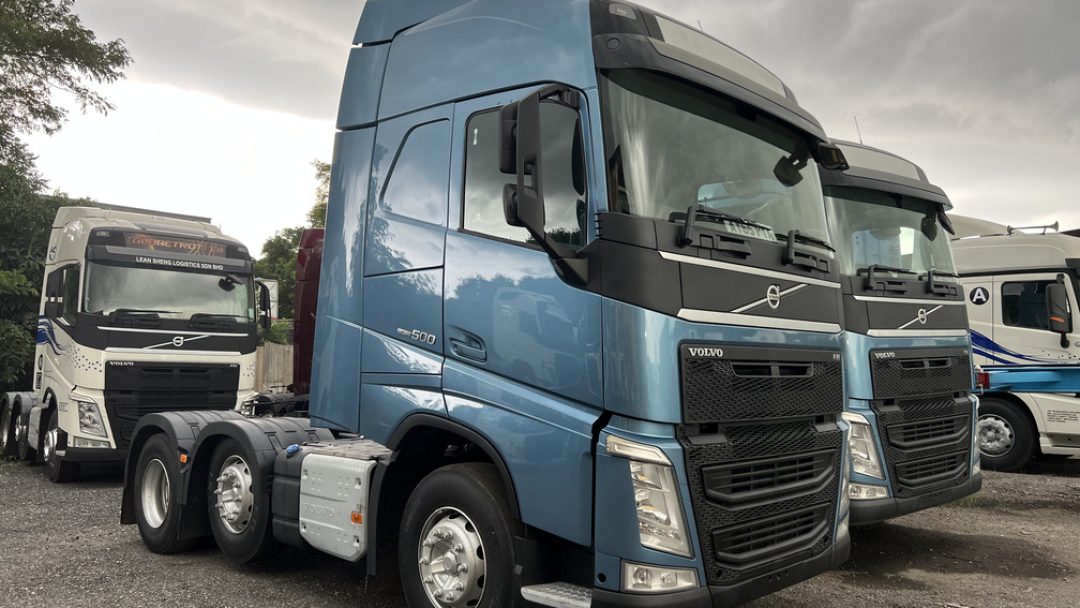 JCG customs brokerage operations at port